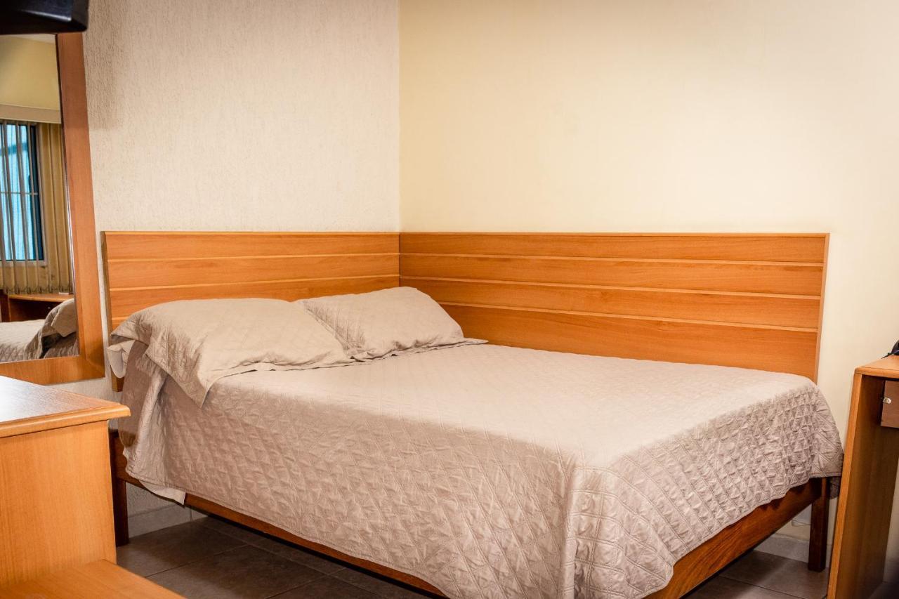 Hotel Pousada Bonita - 150M Metro Paraiso E 1Km Do Inicio Av Paulista เซาเปาโล ภายนอก รูปภาพ